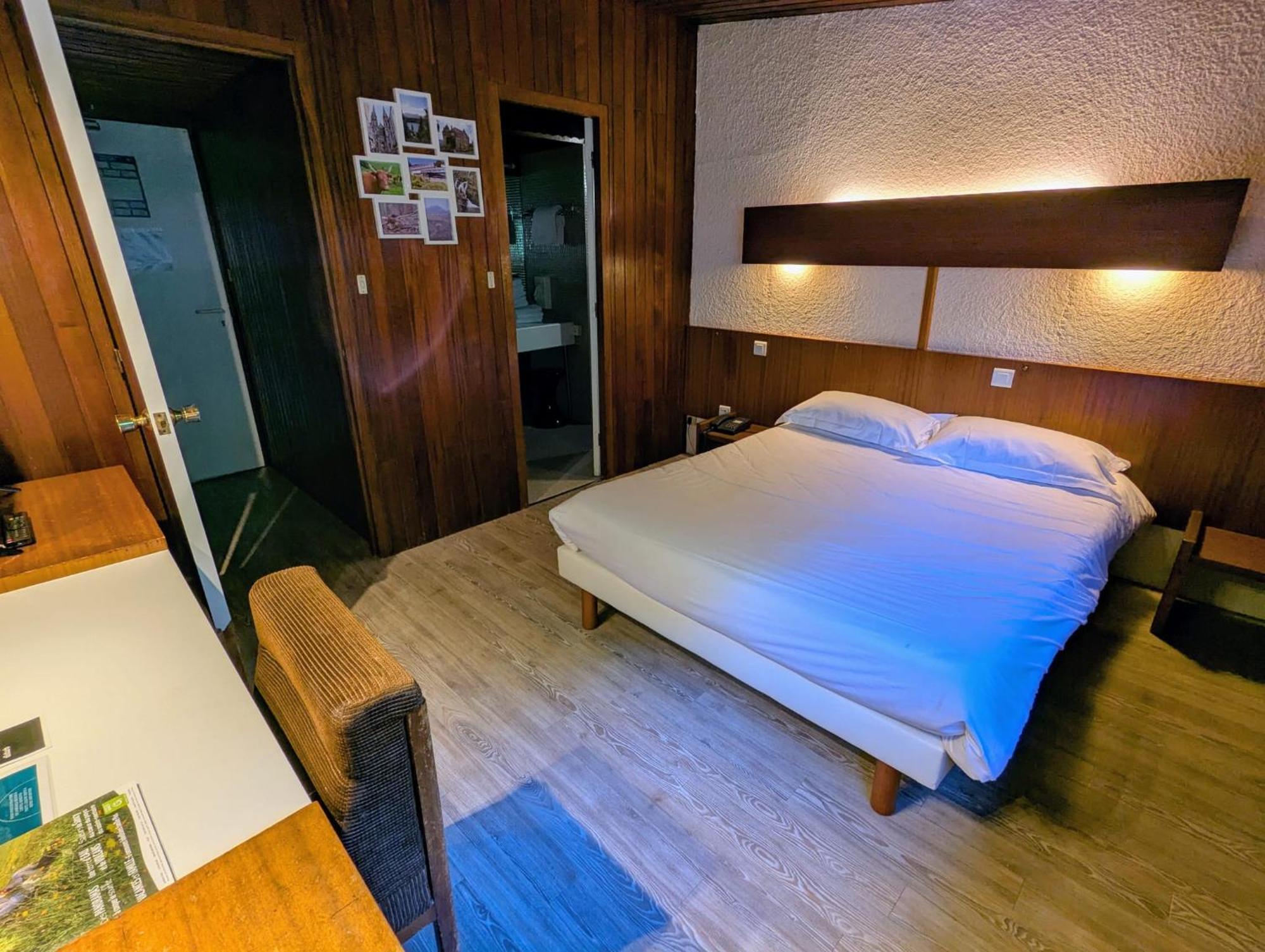 Hotel Gergovia 2*